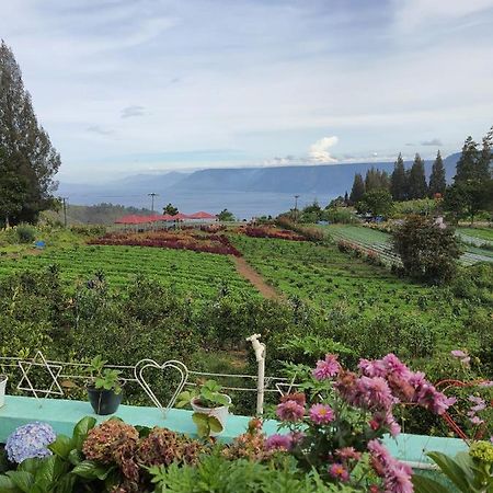 Villa Gunung Mas Berastagi Exterior foto